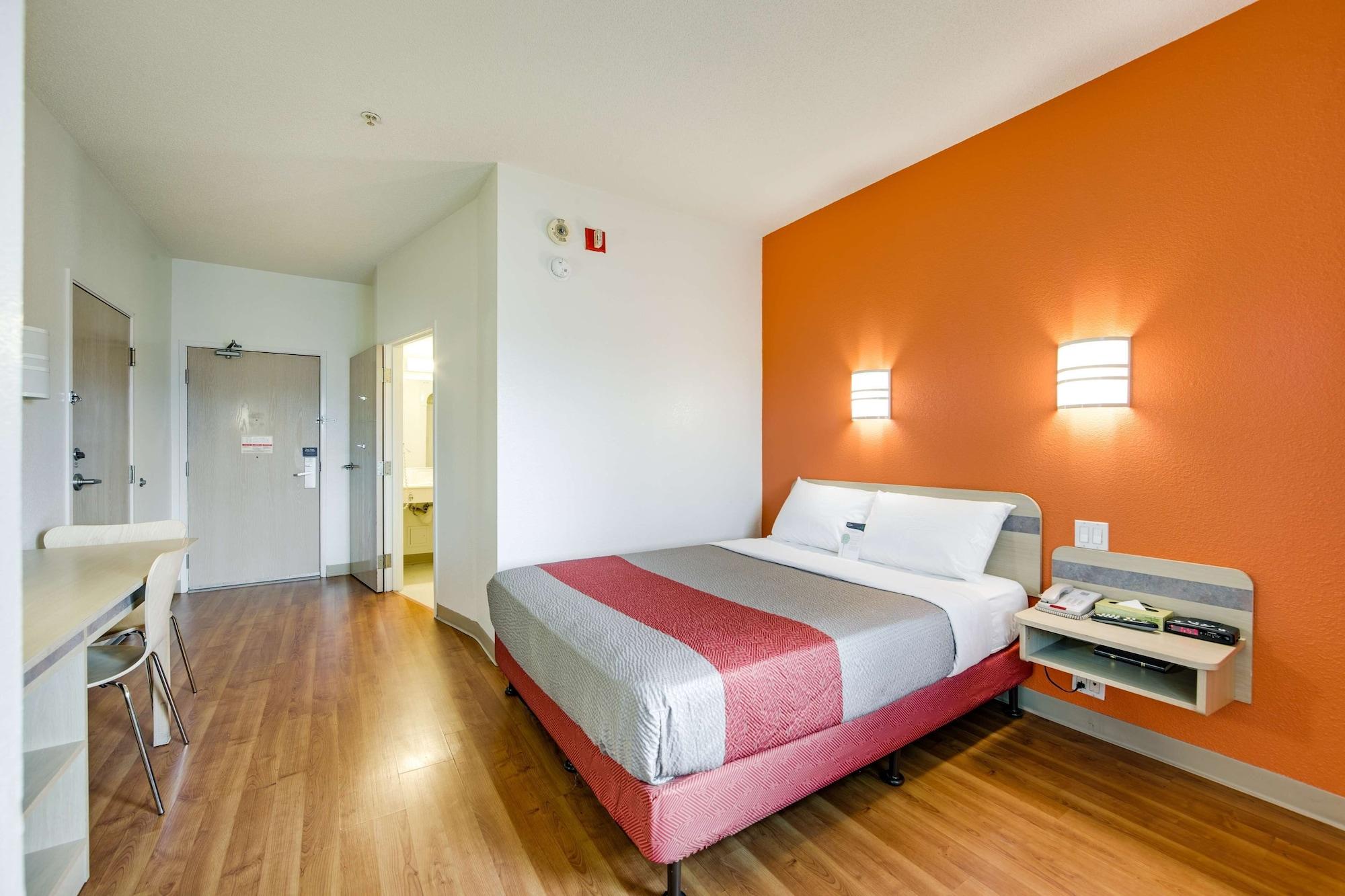 Motel 6-Brampton, On - Toronto Εξωτερικό φωτογραφία