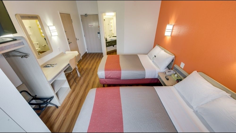 Motel 6-Brampton, On - Toronto Εξωτερικό φωτογραφία